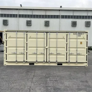 Neuer 20-Fuß-Seecontainer mit Seitenöffnung, beige
