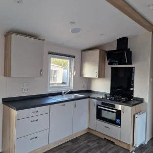 Mobilheim TULA T3 – 40 m² – 2 Schlafzimmer / 4 Betten – Unmöbliert – Satteldach
