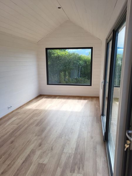 Neues Tiny House 40 m² mit Integrierter Terrasse – Bild 3