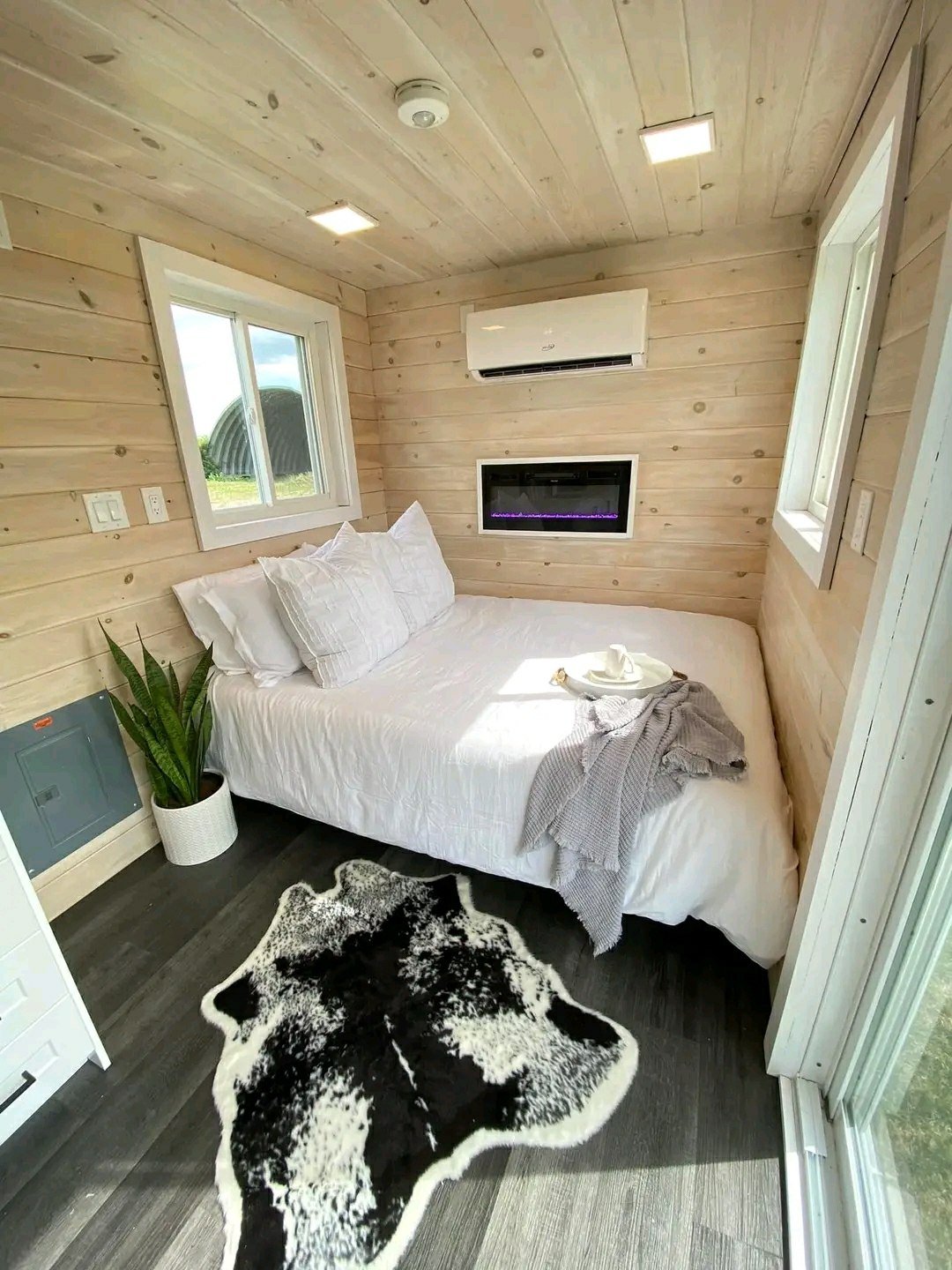 Wohncontainer 20-Fuß-Seecontainer, ausgebaut, mit Bad, Küche und Schlafbereich – Bild 2