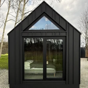 Tiny House Barn Style 32m² mit Empore – Schlüsselfertig Geliefert
