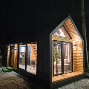 Tiny House Barn Style 32m² mit Empore – Schlüsselfertig Geliefert