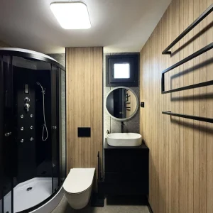 Tiny House Container 30m² – Bezugsfertig – Zeitgenössischer Stil